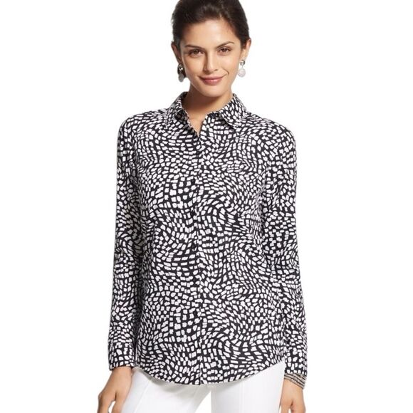 Chico’s Effortless Geo Print Chiffon Button Up Blouse Black White Longline Chic - Picture 1 of 8